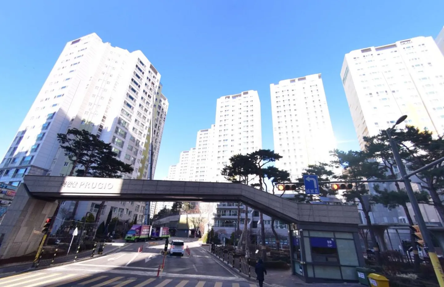 북한산푸르지오 정문 전경